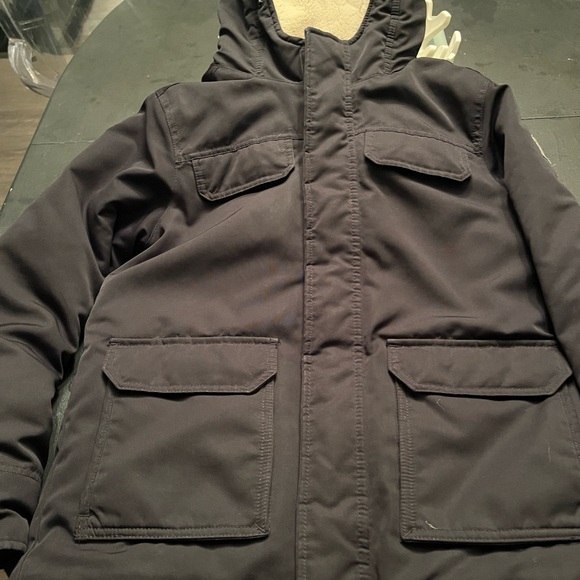 Kids size 13/14 Abercrombie jacket. - Picture 4 of 10